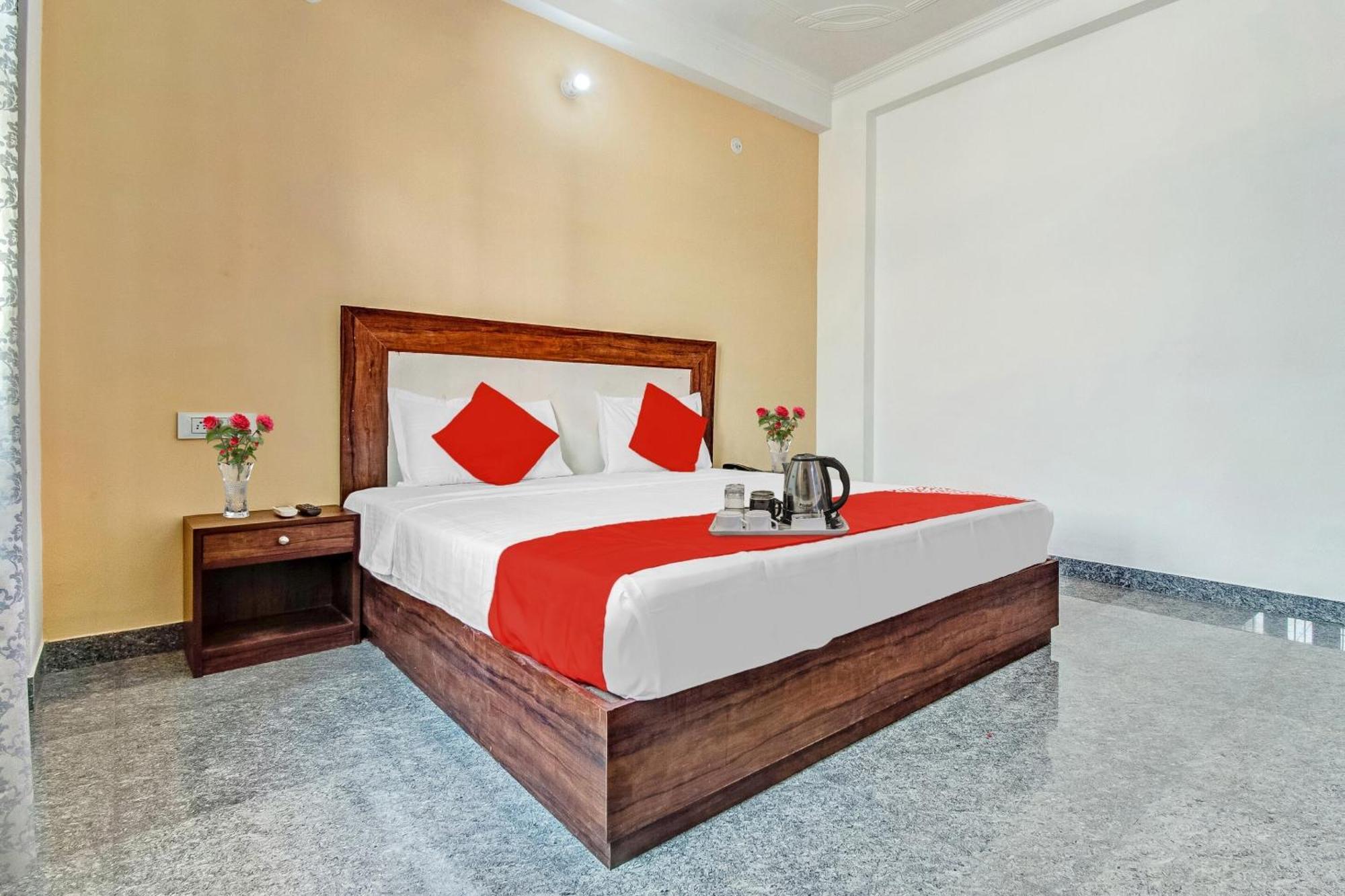 Hotel O Maan Bagh Palace Джайпур Екстериор снимка